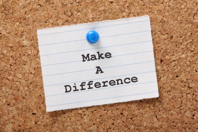 donate-768×512 'make a difference' note on corkboard